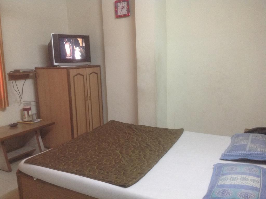 Hotel Kamal Kunj Джайпур Екстериор снимка