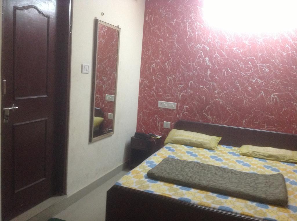 Hotel Kamal Kunj Джайпур Стая снимка